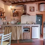 Depandance Con Giardino شقة